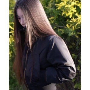 검정색 재킷 재킷 2025 가을 새로운 고유 한 슈퍼 잘 생긴 패션 캐주얼 다용도 스탠드 칼라 지퍼 짧은 맨위