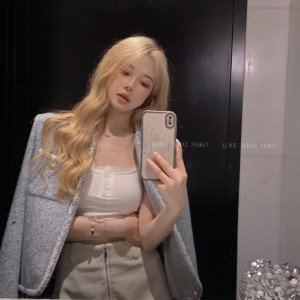 가을과 겨울 금 버클 작은 향기 빙하 블루 트위드 짧은 단락 세트 염색 제직 외투