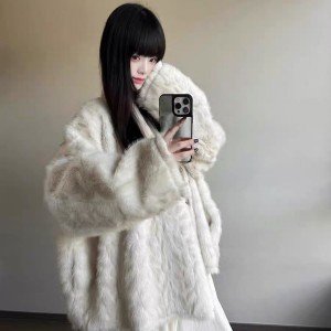 환경 보호 모피 새로운 여성 코트 구름 돌 폭스 박쥐 소매 모피 하나 목도리 게으른 바람 프로필 모양 겨울 외투