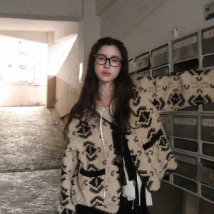 양모 기하학 패턴 프린트 모피 재킷