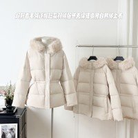 모스크바 2025 겨울 폭스초 모피 칼라 화이트 구스 다운