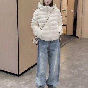 2025 뉴 다운 재킷 여성 얇고 가벼운 버블 푸 쇼트 스타일 화이트 구스 다운 보온 후드