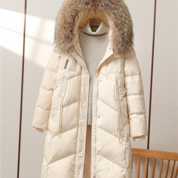화이트 거위털 다운 재킷 여자 중간 롱 코트 2025 겨울 새로운 모피 칼라 두꺼운 한국 스타일 후드 재킷 트렌디