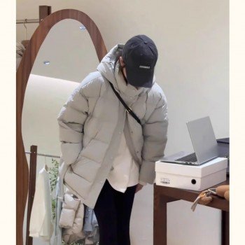 한국 스타일 2025 여성 뉴 후드 패딩 재킷 슬림해 보이는 웰론 패딩