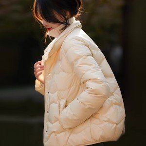 95 화이트 구스다운 숏 스타일 다운 재킷 여성 2025 겨울 뉴 열 저장 따뜻한 패딩