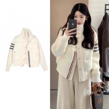 화이트 구스다운 젊은 스타일 디자인 센스 남녀 공용 데일리 외투 패딩