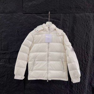 섹션 후드 다운 재킷